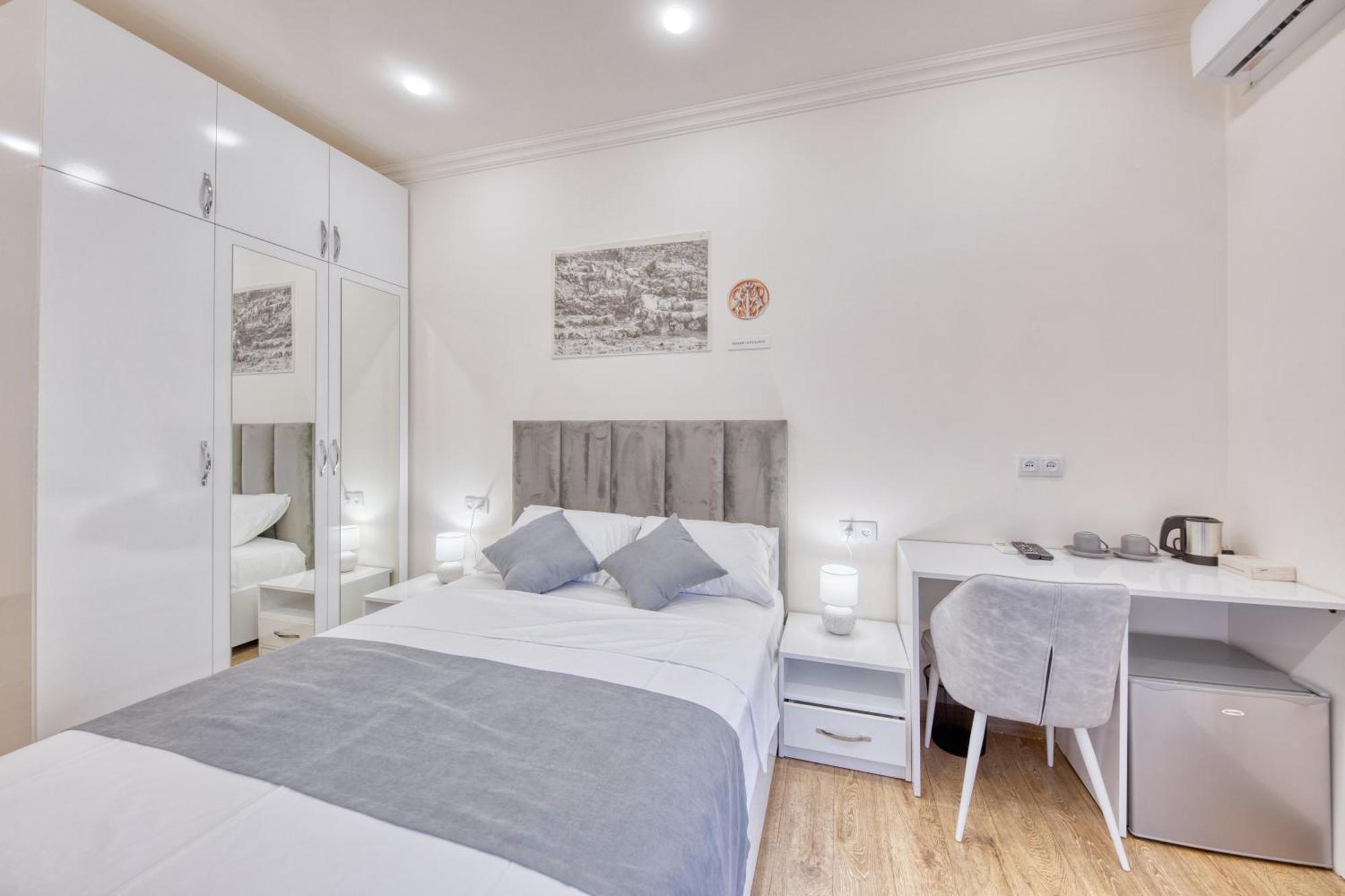 Maison Heritage Hotel Erevan Esterno foto