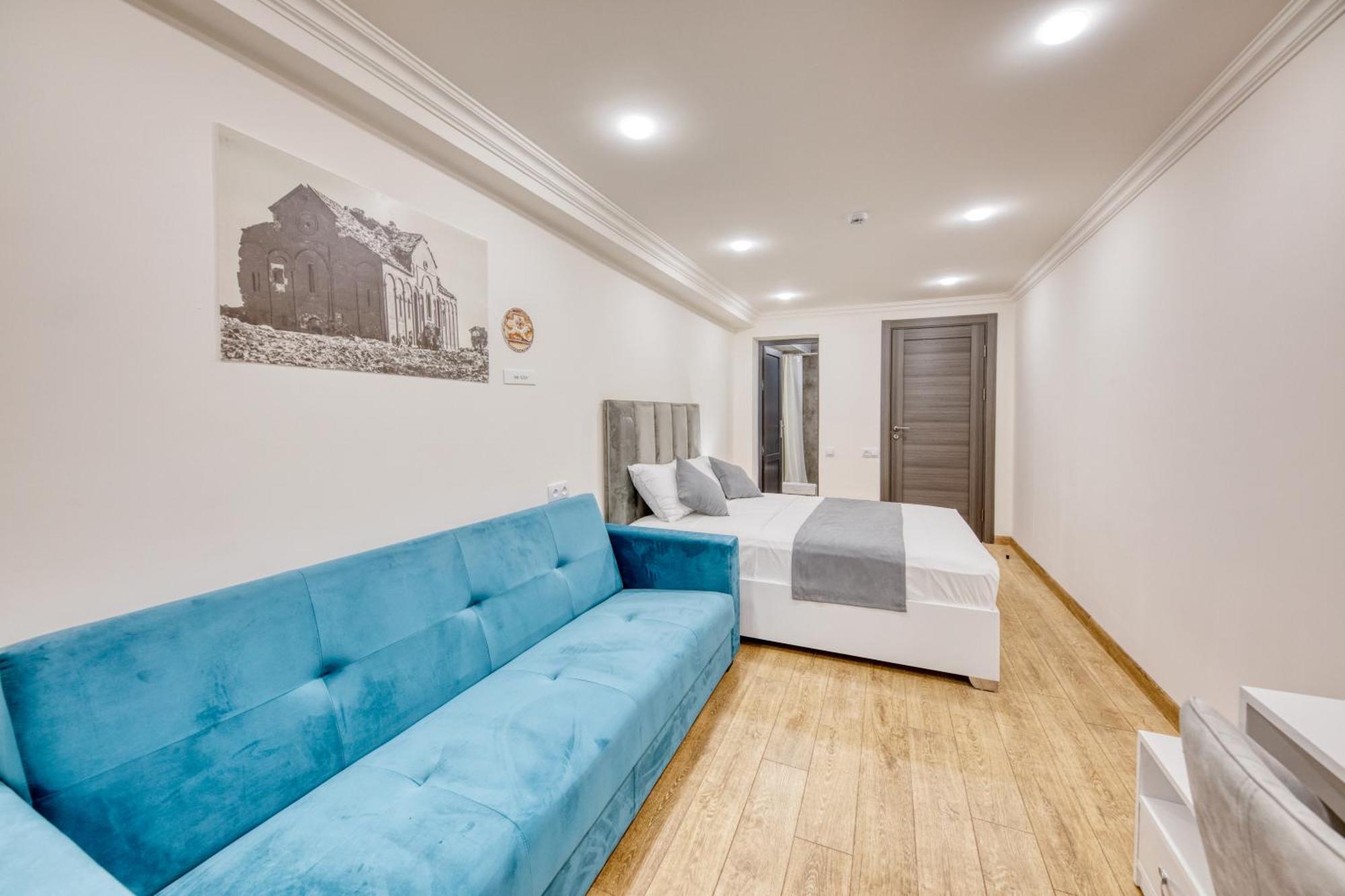 Maison Heritage Hotel Erevan Esterno foto