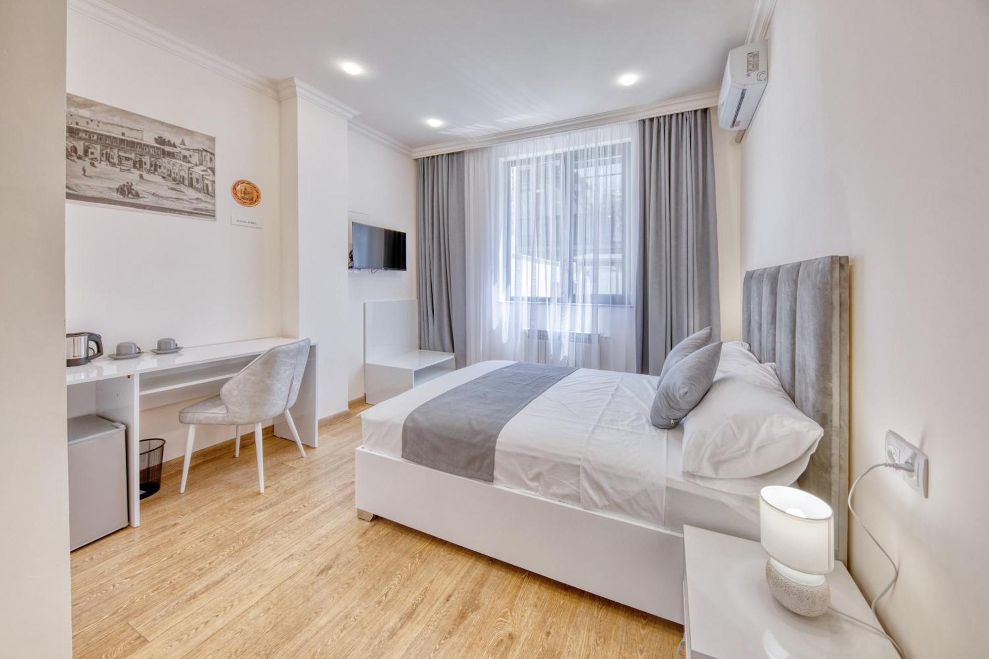 Maison Heritage Hotel Erevan Esterno foto
